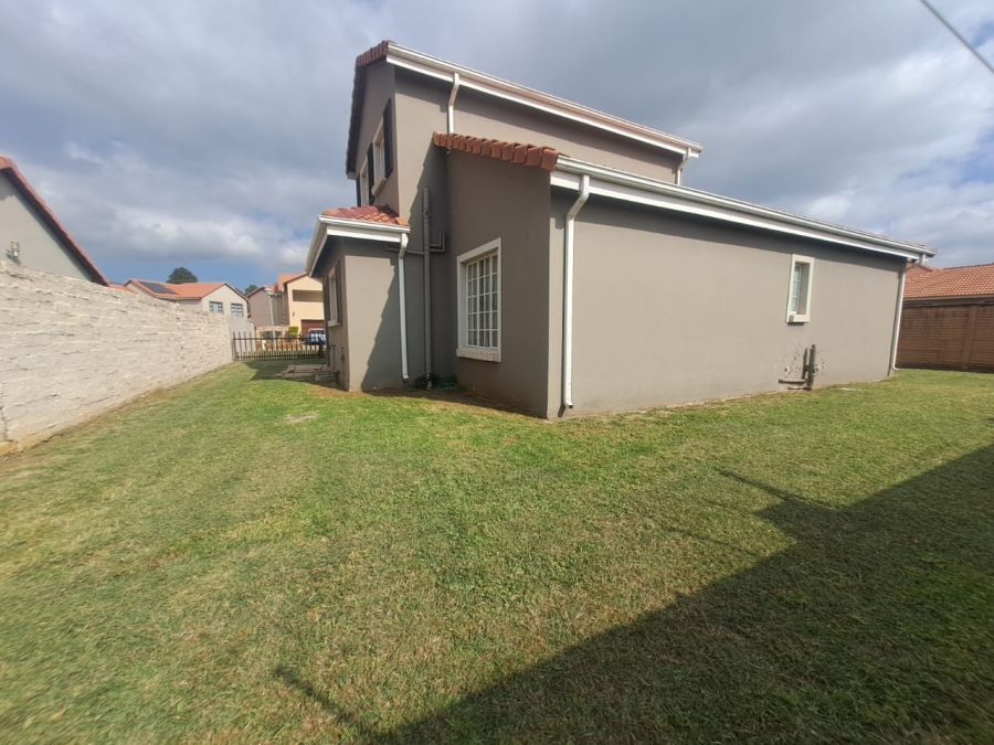 4 Bedroom Property for Sale in Waterkloof North West